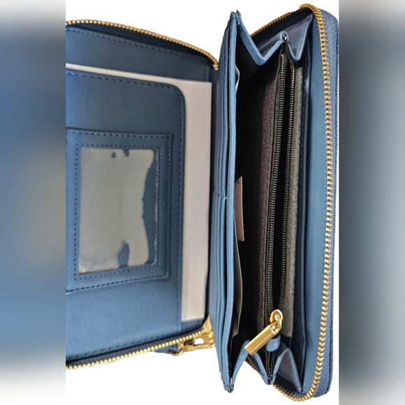 Betsey Johnson Floral Denim Wristlet, New With Tags - Picture 4 of 5